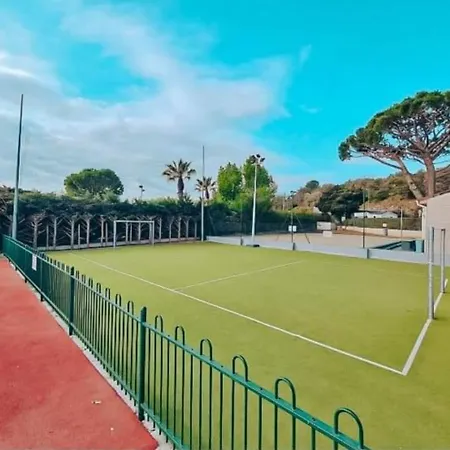 Europcamping Mobil-home Climatise Kamp alanı